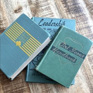Vintage Girl Scout Handbooks from 1940s lot